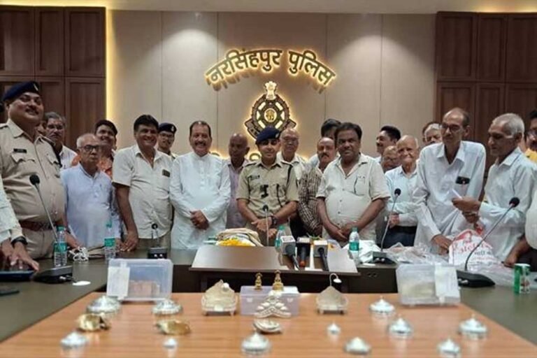 जैन मंदिरों से चोरी हुई 250 वर्ष पुरानी दुर्लभ मूर्तियां सुरक्षित बरामद