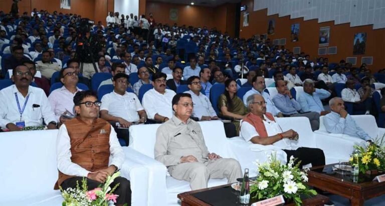 विकसित भारत रोजगार योजना के तहत 2,400 करोड़ रुपये की प्रोत्साहन राशि वितरित, युवाओं और नियोक्ताओं को मिलेगा सीधा लाभ
