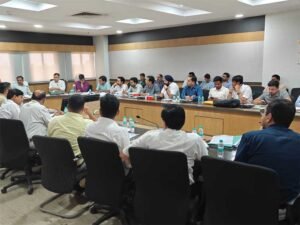 परमिट लेकर बस न चलाने वालों पर होगी कार्रवाई