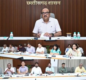 गुणवत्ता और समयसीमा पर विशेष जोर, लंबित परियोजनाओं को शीघ्र पूरा करने पर चर्चा