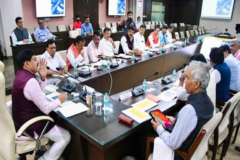 सिंहस्थ के लिए प्रगति पर हैं 16 हजार 910 करोड़ रूपए के 148 विकास व निर्माण कार्य ओंकोरश्वर में बनेगा हेलीपेड