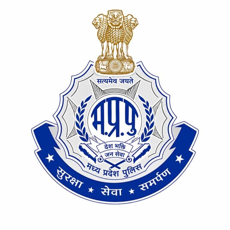 सोने का छत्र, हीरे जड़ा मुकुट, चांदी के सिक्के, आईफोन एवं मोटरसाइकिल सहित लगभग 2 करोड़ 50 लाख रुपए की संपत्ति जब्त