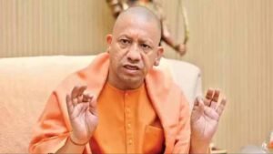 मुख्यमंत्री योगी आदित्यनाथ ने गोरखपुर व आजमगढ़ मंडल में लोक निर्माण विभाग के कार्यों की समीक्षा की