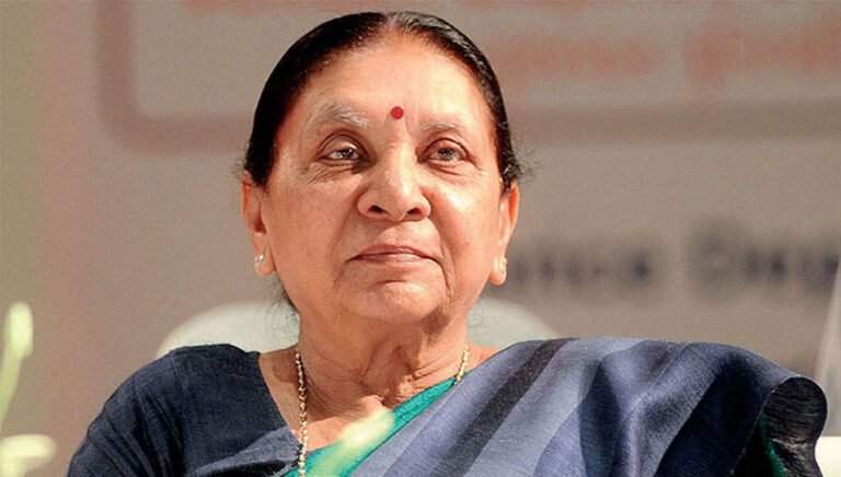 राज्यपाल आनंदीबेन पटेल का बड़ा संदेश, बोलीं- IAS बनने से पहले अच्छी मां बनने की तैयारी करें