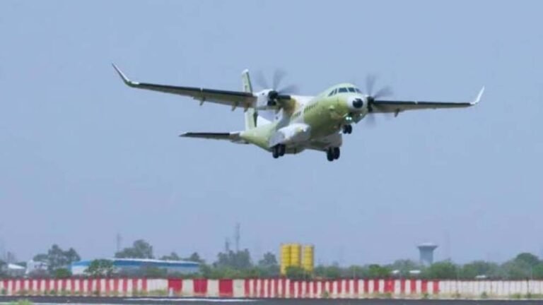 टाटा फैक्ट्री में बना C-295, मेक इन इंडिया को नई उड़ान