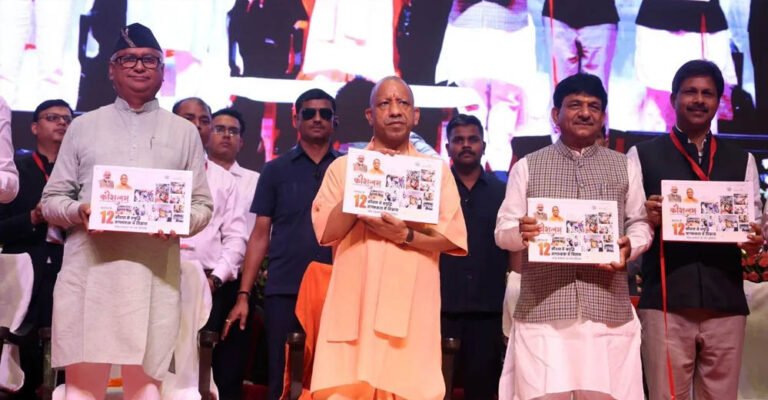 मुख्यमंत्री से सम्मान पाकर भावुक हुए युवा, बोले- सरकार की योजनाओं ने आत्मनिर्भर बनने का दिया अवसर