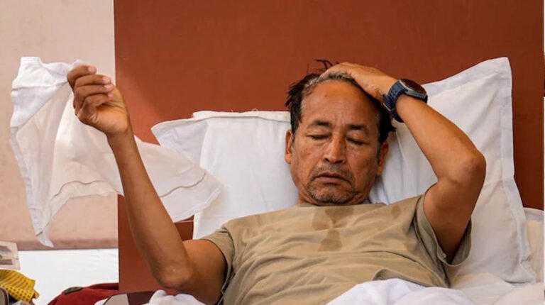 सोनम वांगचुक के अनशन को मिला वैश्विक समर्थन, वॉशिंगटन में लोगों ने किया विरोध प्रदर्शन