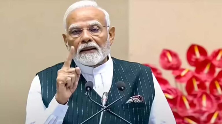 कारगिल वीरों को नमन, रक्षा क्षेत्र में भारत की बढ़ती ताकत पर बोले मोदी