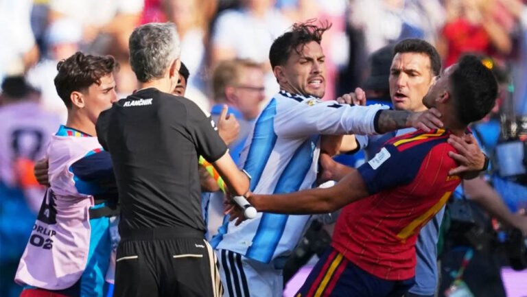 Argentina को बड़ा झटका! विश्व कप फाइनल के बाद खिलाड़ियों पर गिरेगी गाज, FIFA ने लिया एक्शन