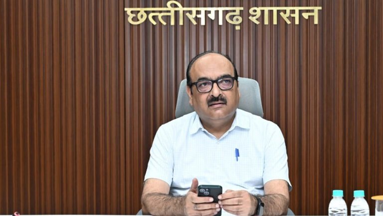 राज्य की योजनाओं को लेकर मुख्य सचिव विकासशील सख्त, सचिवों के साथ की अहम समीक्षा बैठक
