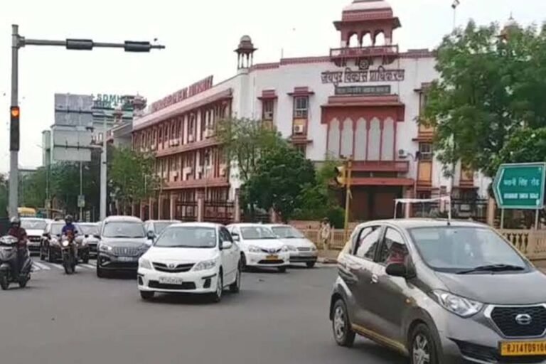 जयपुर ट्रैफिक सुधार योजना, फुटपाथ खाली होंगे और एआई आधारित प्रबंधन लागू होगा