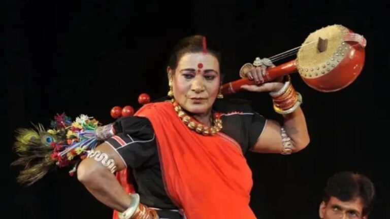 छत्तीसगढ़ की सांस्कृतिक धरोहर घर में ही रहेगी सुरक्षित, तीजन बाई का अनमोल तंबूरा अब नहीं जाएगा संग्रहालय