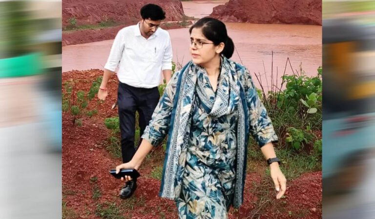 वर्षाजल से संवरेगी एसीसी खदान, निगमायुक्त ने किया निरीक्षण, पौधारोपण और पर्यटन विकास के दिए निर्देश
