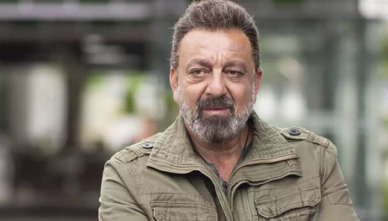 Sanjay Dutt Birthday: बहन प्रिया दत्त का इमोशनल पोस्ट, कहा- ‘आपने मां-पिता दोनों का प्यार दिया’