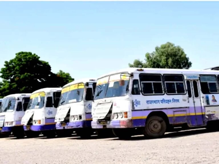 सीएम भजनलाल शर्मा ने हरी झंडी दिखाकर रवाना कीं नई बसें