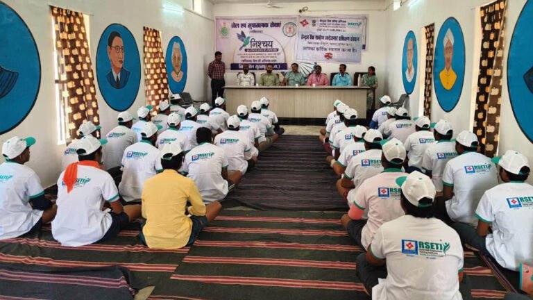 प्रदेश के जिला जेलों में बंदियों को आत्मनिर्भर बनाने की पहल को मिल रही गति
