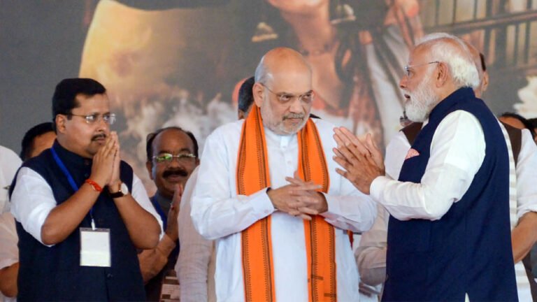 UP BJP में क्या होंगे बड़े बदलाव? अमित शाह के साथ 3 घंटे की बैठक के बाद तेज हुई चर्चाएं