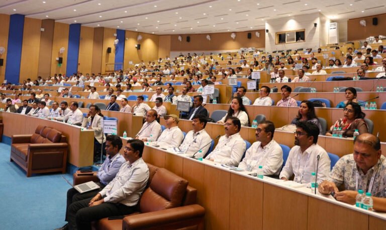 भारत निर्वाचन आयोग का राष्ट्रीय सम्मेलन, मीडिया एवं संचार अधिकारियों को दिए गए अहम दिशा-निर्देश