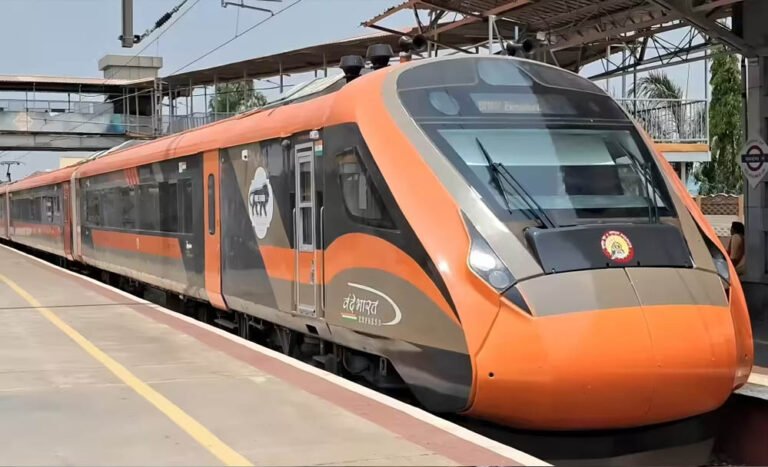 Bhopal-Delhi Vande Bharat को मिला नया लुक, 708 किमी की दूरी सिर्फ 7.30 घंटे में होगी पूरी