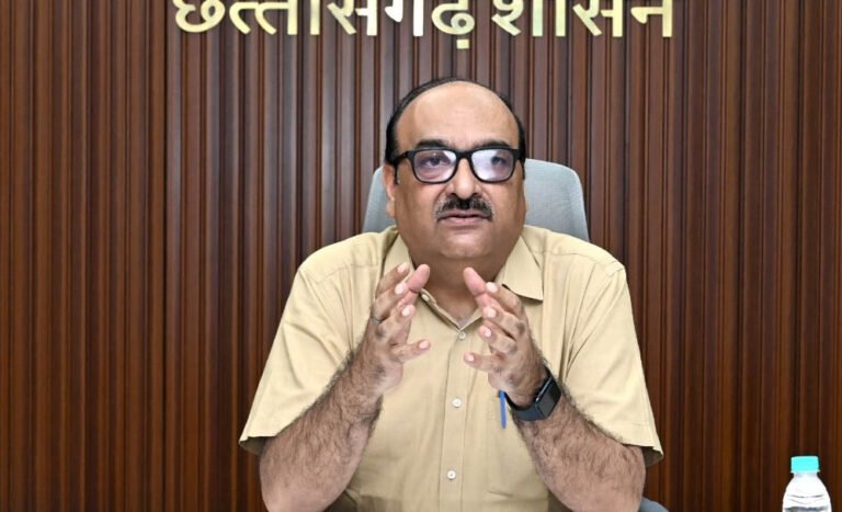 राज्य के विकास कार्यों पर मुख्य सचिव सख्त, सचिवों के साथ समीक्षा बैठक में दिए अहम निर्देश