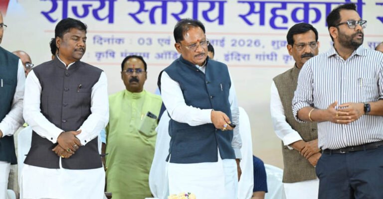 तेन्दूपत्ता संग्राहकों को आर्थिक मजबूती देने के लिए सरकार प्रतिबद्ध: वन मंत्री केदार कश्यप