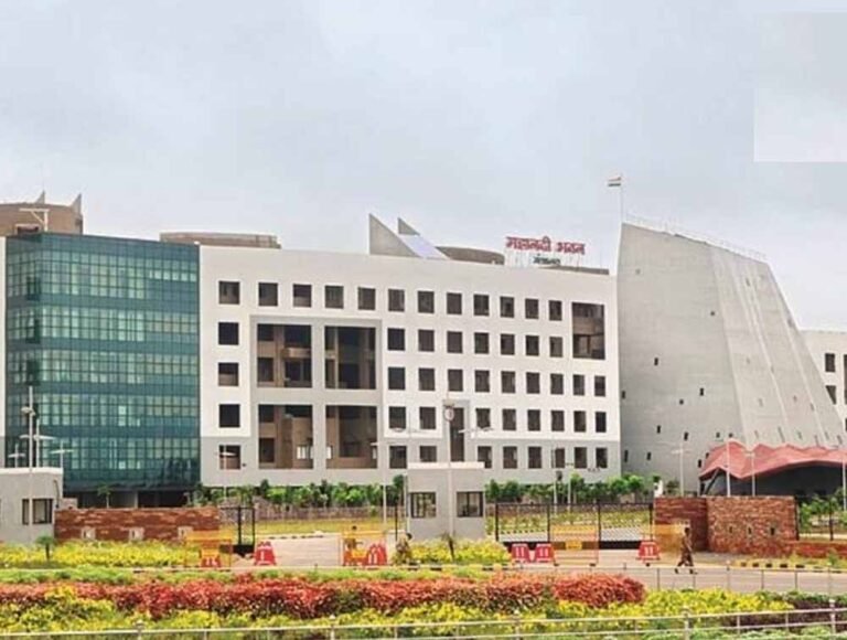 CG Transfer News: पांच जिला पंचायत CEO बदले, एक्का संभालेंगे SUDA का अतिरिक्त जिम्मा