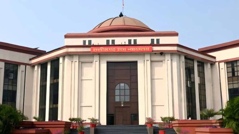 बिलासपुर हाईकोर्ट का बड़ा फैसला, जंगल के 10 KM के भीतर आरा मिलों पर प्रतिबंध कायम