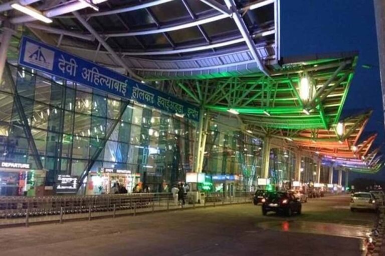 हवाई यात्रियों के लिए खुशखबरी! इंदौर से 10 नए शहरों तक डायरेक्ट फ्लाइट की तैयारी