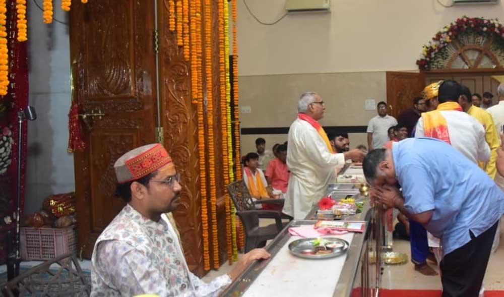 अम्बिकापुर प्रवास के दौरान की विधि-विधान से पूजा-अर्चना कर कहाकृ माँ बनभौरी के दरबार में मिलती है आत्मिक शांति और सकारात्मक ऊर्जा