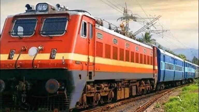 काशी, अयोध्या समेत प्रमुख तीर्थस्थलों की किफायती धार्मिक यात्रा का अवसर
