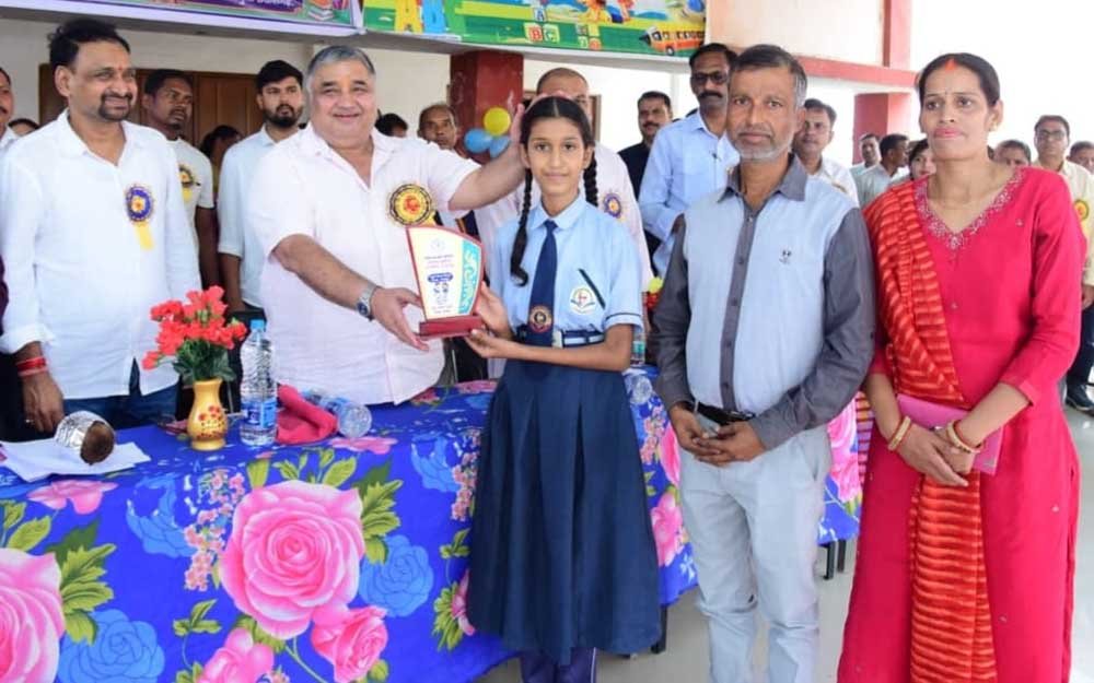 हर बच्चे को गुणवत्तापूर्ण शिक्षा और बेहतर अवसर उपलब्ध कराना सरकार की सर्वोच्च प्राथमिकता है, शिक्षा ही समृद्ध भविष्य की सबसे मजबूत नींव है —  राजेश अग्रवाल