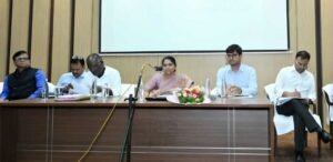 नगरीय प्रशासन विभाग की सचिव ने की रायपुर नगर निगम के कार्यों की समीक्षा