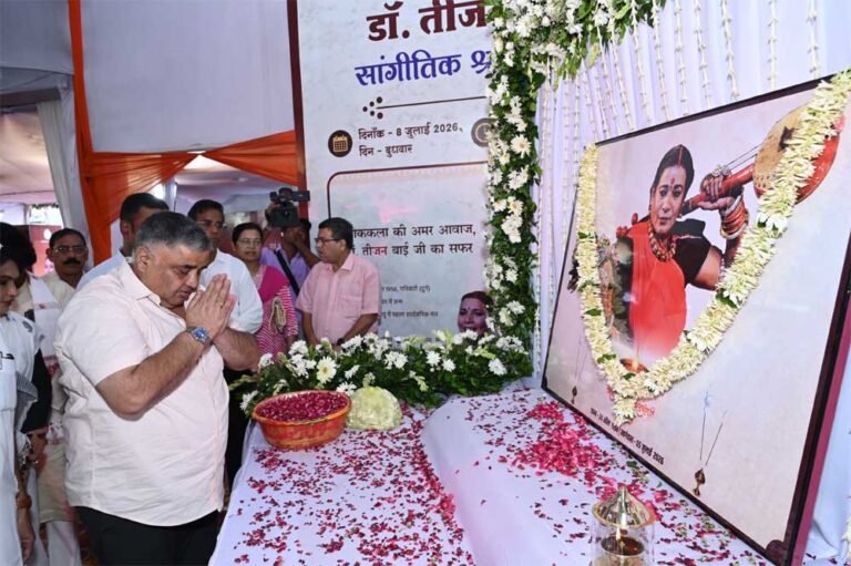 गृहग्राम गनियारी को कलाग्राम के रूप में किया जाएगा विकसित
