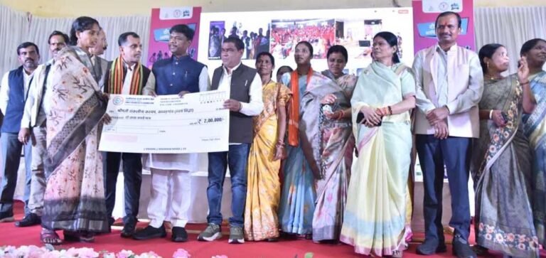 ‘दीदी के गोठ’ में गूंजी आत्मनिर्भर बस्तर की आवाज