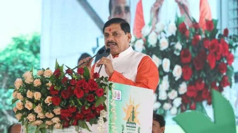 दतिया में चुनावी रण तेज! CM मोहन यादव और हेमंत खंडेलवाल आज करेंगे शक्ति प्रदर्शन