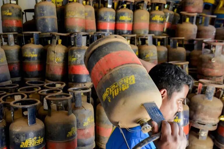 राजस्थान में एलपीजी सस्ता, कमर्शियल सिलेंडर ₹192 घटा, घरेलू दाम स्थिर रहे