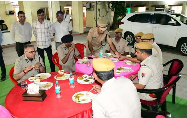 DGP ने जवानों संग किया रात्रि भोज, अपराध नियंत्रण और साइबर क्राइम पर दिए सख्त निर्देश