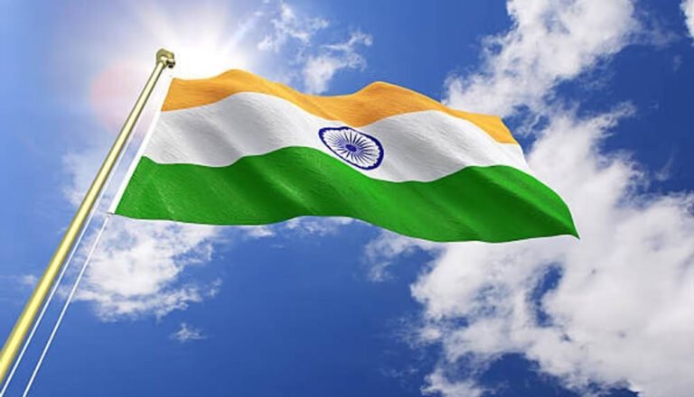 Har Ghar Tiranga 2026: घर पर तिरंगा फहराने का सही तरीका क्या? जानें नियम और सर्टिफिकेट पाने की प्रक्रिया