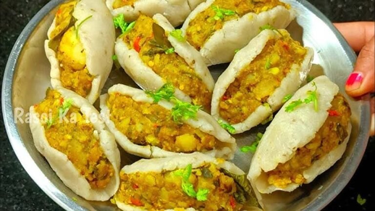 रोटी-सब्जी से बोर हैं तो बनाएं यूपी का स्वादिष्ट चावल-आलू फरा
