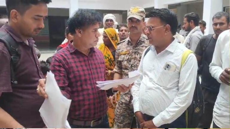 मृत लोगों के जॉब कार्ड से मनरेगा भुगतान का आरोप, कलेक्टर से जांच की मांग
