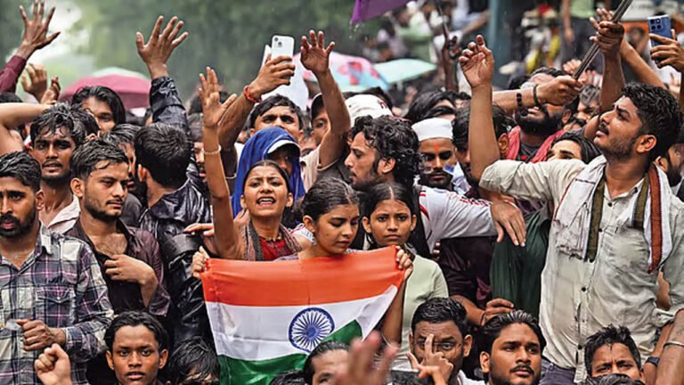 ‘कॉकरोच’ टिप्पणी पर सुप्रीम कोर्ट सख्त, बयान के गलत इस्तेमाल पर केंद्र और CBI से जवाब तलब