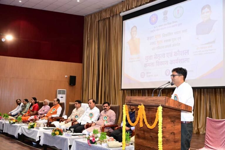 युवाओं को वित्त मंत्री ओपी चौधरी की सीख, बोले- हौसले मजबूत रखें और लक्ष्य हासिल करने करते रहें प्रयास