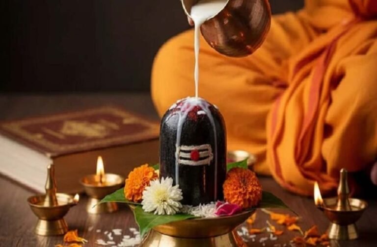 महादेव की आराधना का खास दिन, सावन सोमवार पर ये समय रहेगा शुभ