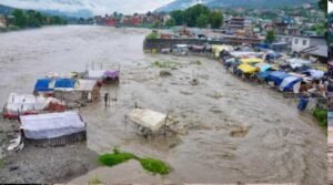 उत्तराखंड में रातभर बरसे बादल, आज फिर भारी बारिश की चेतावनी; भूस्खलन और फ्लैश फ्लड का खतरा