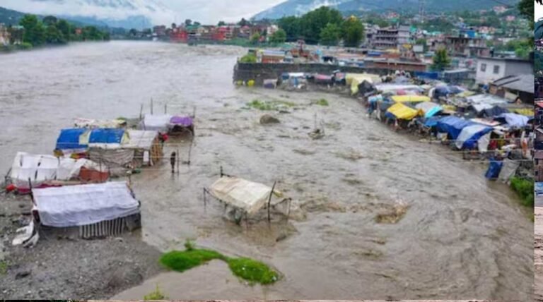 उत्तराखंड में रातभर बरसे बादल, आज फिर भारी बारिश की चेतावनी; भूस्खलन और फ्लैश फ्लड का खतरा