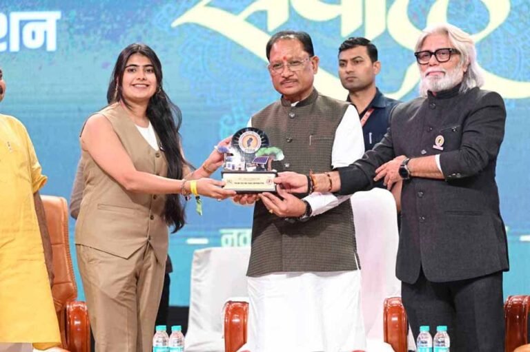 सौर ऊर्जा के विस्तार से ऊर्जा आत्मनिर्भरता और हरित भविष्य की ओर तेजी से बढ़ रहा छत्तीसगढ़
