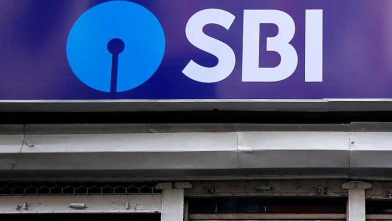 SBI ATM से बार-बार ₹500 निकालना पड़ेगा महंगा! 4 ट्रांजैक्शन के बाद देना होगा ₹15 चार्ज
