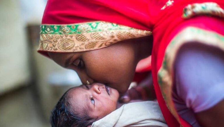 योगी सरकार की उत्कृष्ट कार्यशैली का असर! संस्थागत प्रसव बढ़ने से मातृ मृत्युदर में बड़ी गिरावट