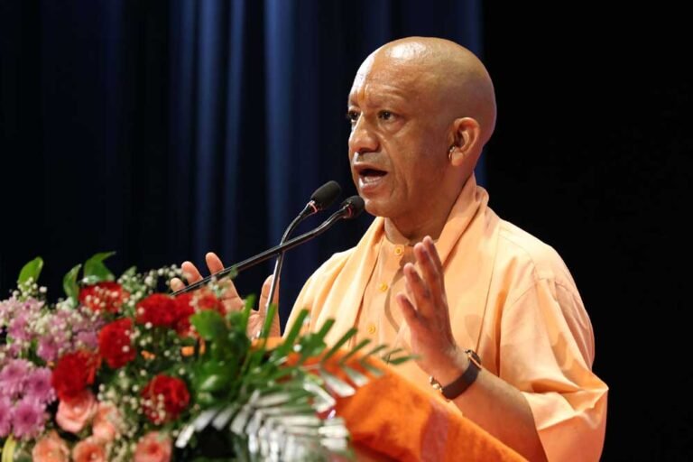 CM बोले- अमर शहीद गुलाब सिंह लोधी ने 32 साल की उम्र में तिरंगा फहराकर दी शहादत