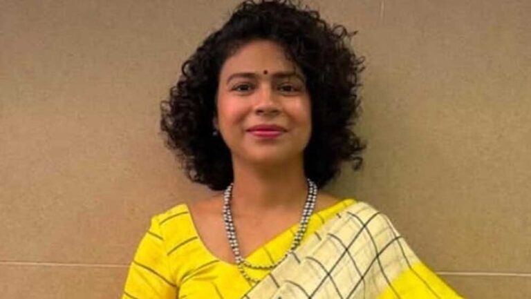 IAS दुर्गा शक्ति नागपाल को इलाहाबाद हाईकोर्ट की फटकार, जानें किस बात पर जताई नाराजगी
